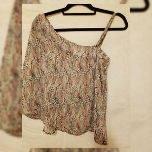 Half sleeve shirt